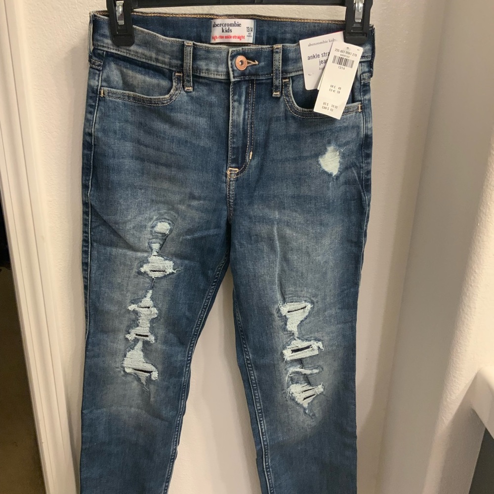 Brand new girls jeans size 13~14